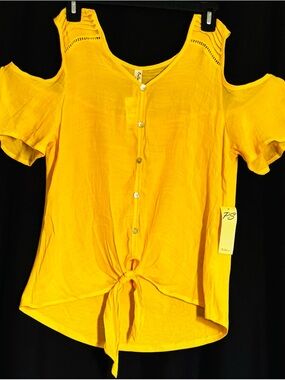 🌼.  🌼PerSeption Concept Yellow Cold-Shoulder Button Front Top